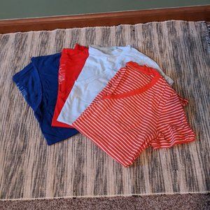 Gap Essential V-Neck Bundle